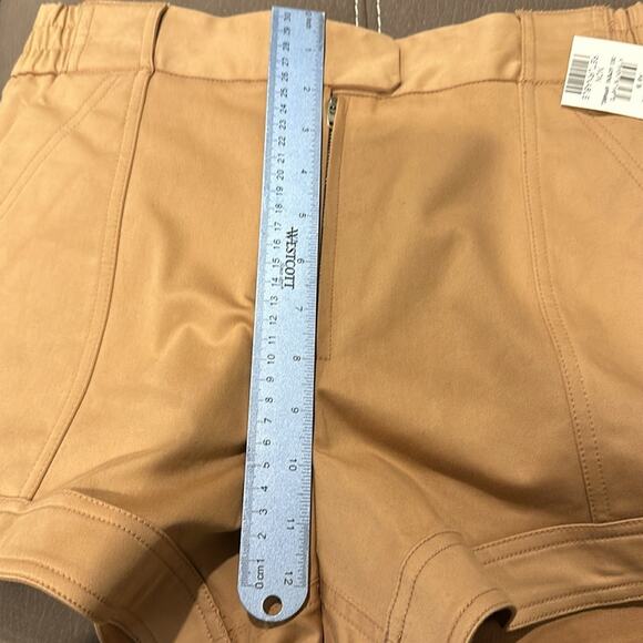 Jonathan Simkhai Size 8 Jett Remix Cargo Micro Shorts Nutmeg Tan Neutral Career - Picture 14 of 14